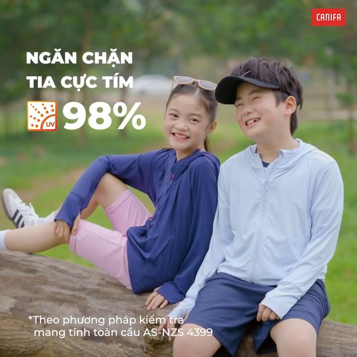 Áo chống nắng unisex trẻ em CANIFA có mũ, kéo khoá, túi 2 bên BST 2025 ...
