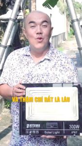DP1300 Đèn pha năng lượng mặt trời Kitawa công suất 300W