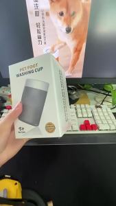 Pet foot washing cup dog outdoor cleaning beauty paw washing tool intelligent automatic foot washing and foot bath cup tool