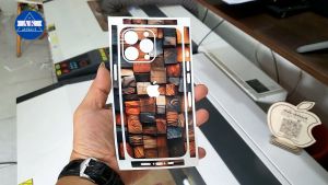 Dán skin lưng viền rời IP 12 đến 15 pro max full mẫ bảo vệ máy chống trầy xước và làm đẹp tạo thêm diện mới...