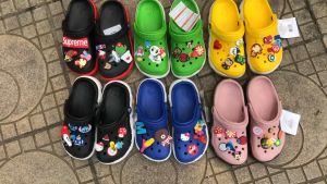 Dép Cross Khủng Long Busy Nhiều Màu MAIDUTE1 Dành Cho Cả Nam Và Nữ Giày Bít Mũi Đế Răng Cưa Trống Trơn Đi Ngoài Trời Hay Đi biển