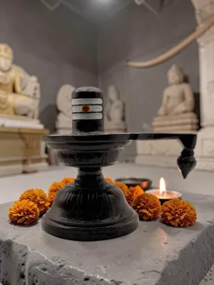15CM BLACK LINGAM FOR SAAMY MEDAI ALTER HOME DECORATION