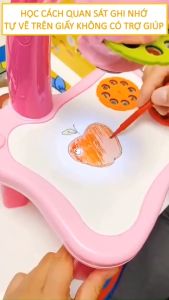 Máy chiếu hình hươu Bàn học bàn tập vẽ có đèn chiếu sáng thông minh có nhạc giúp cho bé phát triển trí não