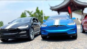 Diecast Miniatur Tesla Model X Ukuran Besar Skala 1:24 Model Vehicle SUV Kendaraan Mainan