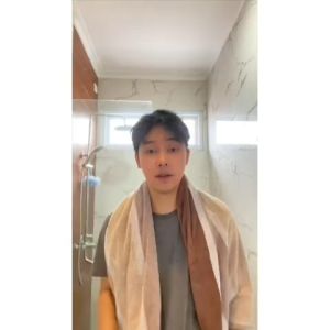 Makarizo Barber Daily Styling Gel Wet Look Tube 200mL