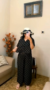 Oneset Crop Setelan Celana Kulot Hightwaist / Dress Motif Bunga Rayon Premium