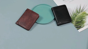 【Ready Stock】 1Pcs PU Leather Men Wallet Vintage RFID Blocking Trifold Wallet Durable Short ID Credit Card Holder