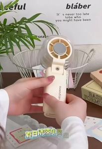 Quạt Cầm Tay Mini Làm Mát Bằng Hơi Nước Tốc Độ Cao Gấp Gọn Tích Hợp Bán Dẫn Dùng Cho Văn Phòng