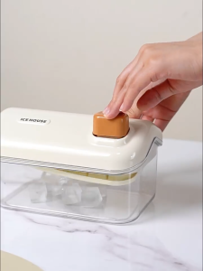 JJ.SG Ice Grid Double-Layer Large Capacity Ice Cube Mold Pressed Ice storage box Baby food  ice box with lid