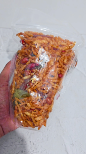 KENTANG MUSTOFA PEDAS MANIS 200 GRAM DAUN JERUK CEMILAN KHAS SOLO