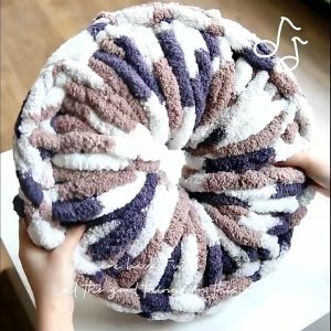 HandMadee หางแมวด้ายขนสัตว์หนาพิเศษด้ายนิ้วผ้าพันคอด้าย DIY ด้ายถักด้วยมือ