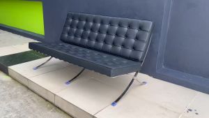 Barcelona  Sofa /  2.5 Seater Lounge Chair - FRM7050C