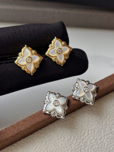 GOOYNN | Sterling Silver White Mother of Pearl Clover Womens Ear Studs