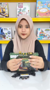 Mainan Anak MILITARY TRAIN RETRO STYLE XTS-3077 Mainan Kereta Api Train Classic Toys Elektrik Rail Mainan Anak Perempuan - Mainan Anak Laki Laki