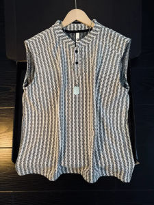 Henley Collar Fishbone Pattern Sport Vest