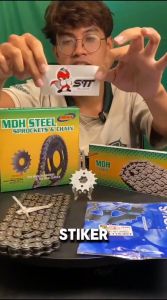 LAGENDA 115Z FI/ LAGENDA115Z/ 115ZR/ SRL 115/ JUPITER Z1(2010)/ VEGA ZR [YAMAHA] 428 SPOCKET DEPAN WARNA PERAK  BELAKANG WARNA HITAM  RATIO MOTOR MOTORSIKAL KECIL / BESAR / TEBAL MATERIAL KELULI KERAS