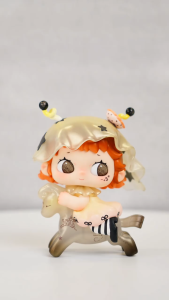 [Ready Stock] 9 PCS  HEYONE Black Play - Reina Lost 303 Series Blind Box