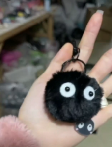 Japanese Hayao Miyazaki Totoro internet celebrity Pok é mon keychain handbag pendant plush cute creative gift
