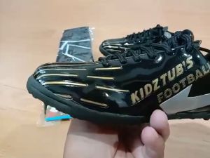 Sepatu Futsal Anak Laki Laki Perempuan Usia 6 - 10 Tahun PAUD TK SD Nomor Size 28 29 30 31 32 33 34 35 36 37-KIDZTUBS1451111723