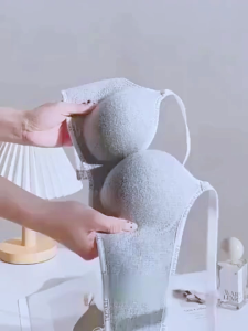 เสื้อใน เสื้อในผู้หญิง แบบหนา 5ซม. ใหม่ แฟชั่น ผ้านุ่ม ใส่สบาย เก็บทรงสวย Y01