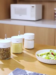 FaSoLa | With Spoon and Separate Chamber Spice Organizer