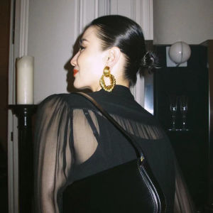 French Entry Lux Yang Shulin High Profile Retro Cable Stitch Earrings Fancy Pointed Cone Fashion Heavy Industry Ear Clip without Piercing Female