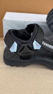 Sandal gunung pria terbaik Everest Pro outdoor kekinian anti slip kuat tahan air Hitam 40