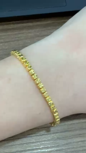 Poh Heng Jewellery 22K Cube Bead Bracelet in Yellow Gold[Price By Weight]