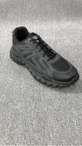 DILOOK S010 Sepatu Pria Sneakers Sepatu Hitam Cowok Sport Viral Nyaman Dipakai Kualitas Bagus Sepatu