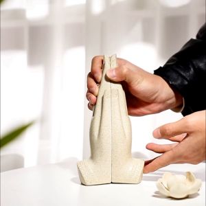 รูปปั้นพระพุทธรูป2ชิ้น/เซ็ตรูปปั้นพระทาธากาตะโยคะอินเดียแมนดาลาเรซินมือประติมากรรมเครื่องประดับอุปกรณ์ประดับตกแต่งบ้านเครื่องประดับตกแต่ง