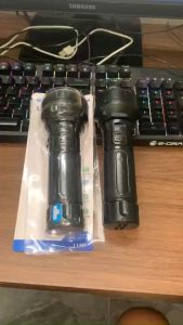 Đèn pin LED Mini cầm tay 2 chế độ Pin sạc QY-2516