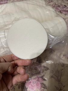 Bọt Biển Trang Điểm Hình Tròn Dùng Một Lần Cho Nhân Viên Làm Đẹp Tại Phòng Ảnh Bọt Biển Trang Điểm Đa Năng Dùng Được Ướt Và Khô Không Thấm Phấn