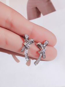 Elegant Butterfly Knot Earrings Womens Fashion Jewelry Delicate Charming Dangle Earrings Korean Style Outfall 2023