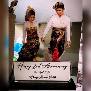 PLAKAT LAMPU AKRILIK WARNA LASER UV | KADO ULANG TAHUN KADO PERNIKAHAN KADO ANNIVERSARY KADO WISUDA