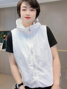 Summer 2025 Womens Minimalist Casual Large Size Sleeveless Thin Vest Jacket Trendy Hooded Top Outerwear Zipper Closure Pure Color