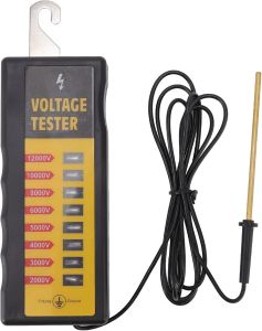 Máy Kiểm Tra Điện Áp Hàng Rào Điện Di Động Lên Đến 12KV Với 8 Đèn Báo Thiết Bị Tìm Lỗi Tích Hợp Móc Và Đầu Dò Để Phát Hiện Sự Cố Điện.