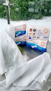 tisu mini 4IN1 momstowel-reusable premiumtowel||tisu basah||travel size||sapu tangan||tisu bisa dicuci|tisu serbaguna