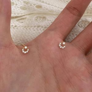 ต่างหูรูปเค้กประดับเพชร ดีไซน์หรูหรา ไม่ต้องถอดเมื่อนอน ต่างหูแฟชั่นสำหรับผู้หญิง ดีไซน์เก๋ไก๋ ดีไซน์ไม่ซ้ำใคร