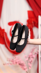 Giày Mary Jane Nữ Cao Gót 3cm Đế Vuông Quai Ngang Đính Đá Pixie H434