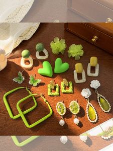 Elegant Green Summer Womens Earrings Luxury Vintage Versatile Fashion Jewelry Studs Fresh out Brand New Painted Craft