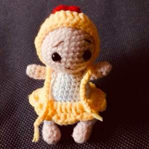 Móc Khoá Búp Bê Gà Len handmade Sợi Milk Cotton Cao Cấp 12cm