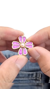 Universal Flower Waist Buckle For Women Adjustable Waist Clip Jeans Pants Pin Brooch