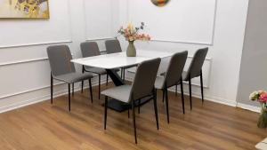 Bàn Ăn Hiện Đại Chung Cư Nhà Phố T90 Chân Sắt Sơn Tĩnh Điện Cao Cấp. Hàng Gia Công VN. Mã TC07