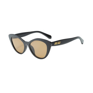 2025 New Cat-eye Sunglasses Retro Sunglasses Womens Small Face Fashionable And High-end Glasses 77104