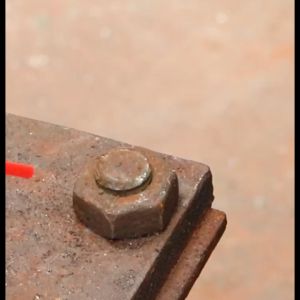 450/100ML Multi-Use Oil Rust Remover Penetrating Oil Multi-Use Removes Grease