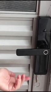 COD Gagang Pintu Elektrik Digital Sidik Jari Rumah Mewah / Gagang Pintu Digital Password Fingerprint Sidik Jari Kartu / Smart Door Lock Sliding Pintu Rumah Fingerprint Card / Smart Lock Door Handle Pintu Rumah Kamar Tidur Digital Murah Berkualitas K13-1-J