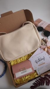 Paket Simple Kado Hadiah Ulang Tahun Untuk Pacar Cewek