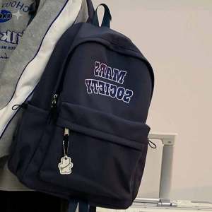 ARCTIC HUNTER กระเป๋านักเรียน กระเป๋าเด็ก กระเป๋าเป้เด็ก กระเป๋าเป้นักเรียน สไตล์เกาหลี วินเทจ ฮาราจูกุ กระเป๋านักเรียนเรียบง่ายแมทช์ง่าย กระเป๋าเป้ความจุขนาดใหญ่ กระเป๋าสะพายหลัง