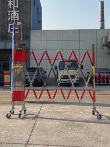 Stainless steel Expandable Barrier safetyguardrail warning isolation fence roadconstruction temporary roadblock