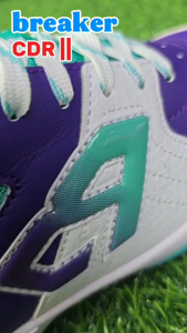 [สินค้าลิขสิทธิ์แท้ 100%] Breaker รองเท้าฟุตซอล รุ่น BK 205 มีน้ำหนักเบาและกระชับเท้า
